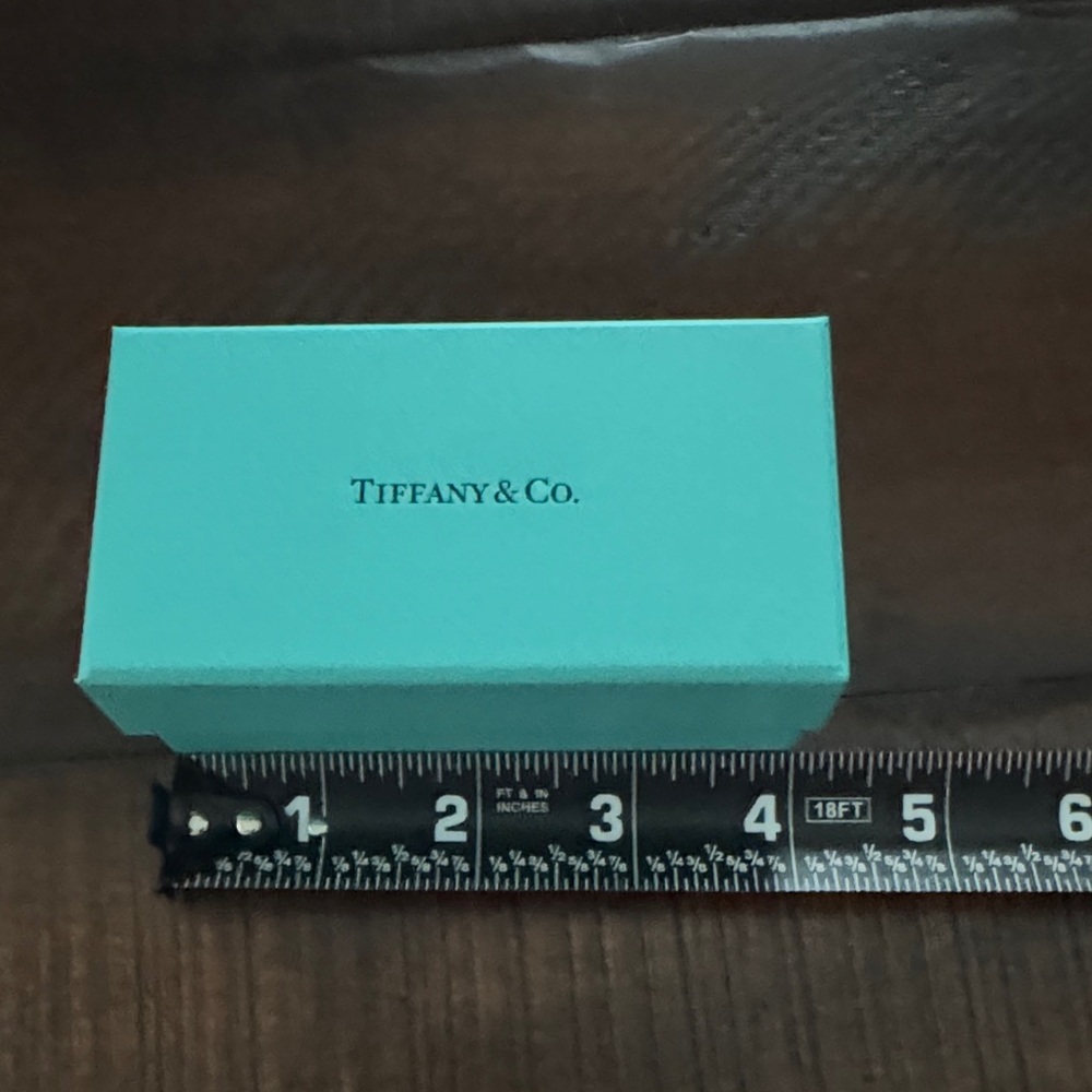 Tiffany & Co. Authentic Blue Jewelry Gift Box Bracelet Necklace Packaging